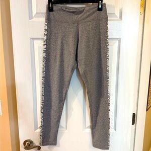 Victoria Sport leggings